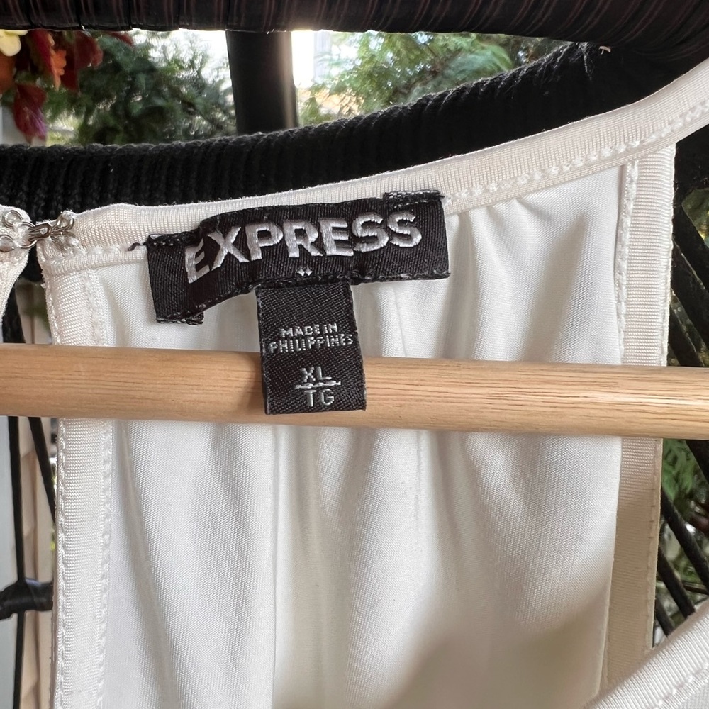 EXPRESS OFF WHITE TOP - Picture 6 of 9
